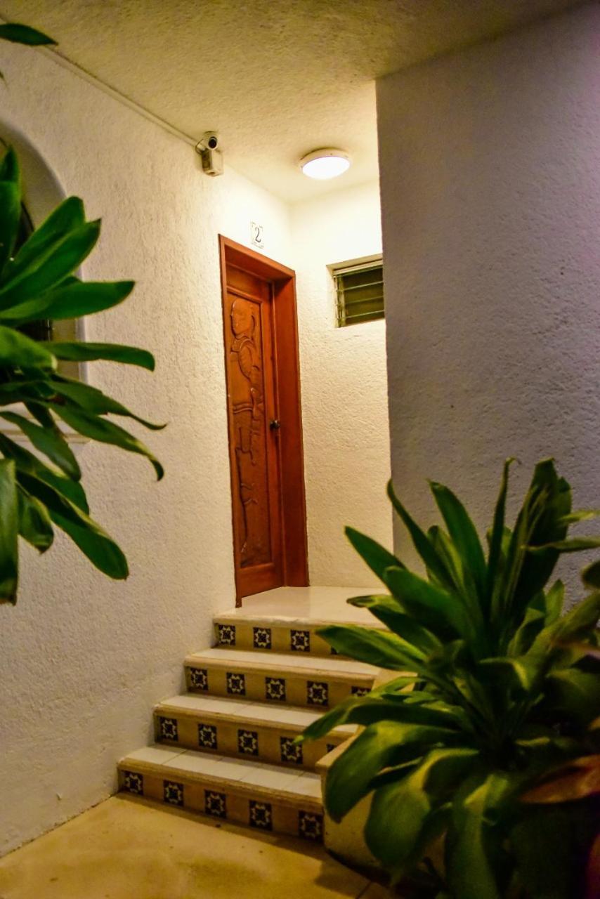 Hotel El Tropical Playa Del Carmen Exterior foto