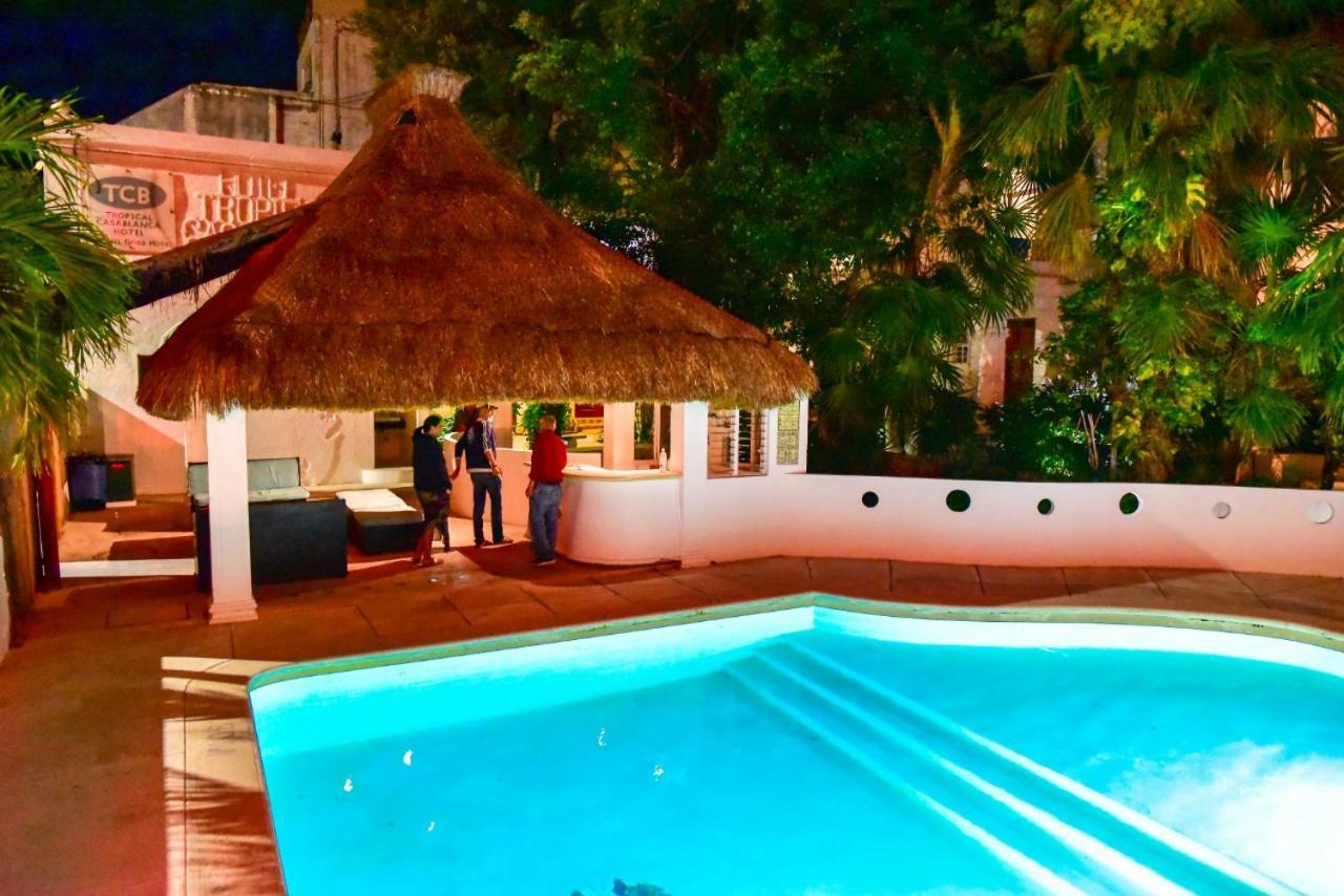 Hotel El Tropical Playa Del Carmen Exterior foto